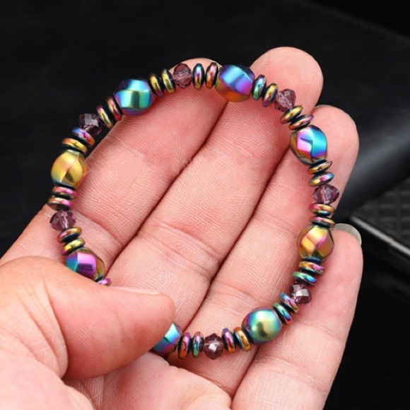 🌸2/$20🌸 Magnetic Bracelet - Picture 2 of 9